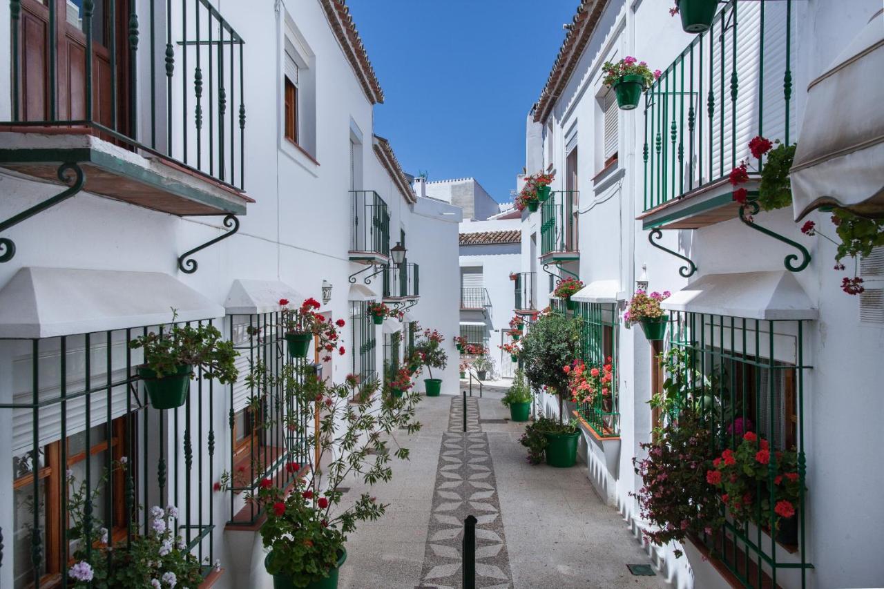 Marina Bay Playa Del Cristo Lägenhet Estepona Exteriör bild